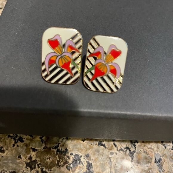 Laurel Burch Floral Earrings - Picture 5 of 8